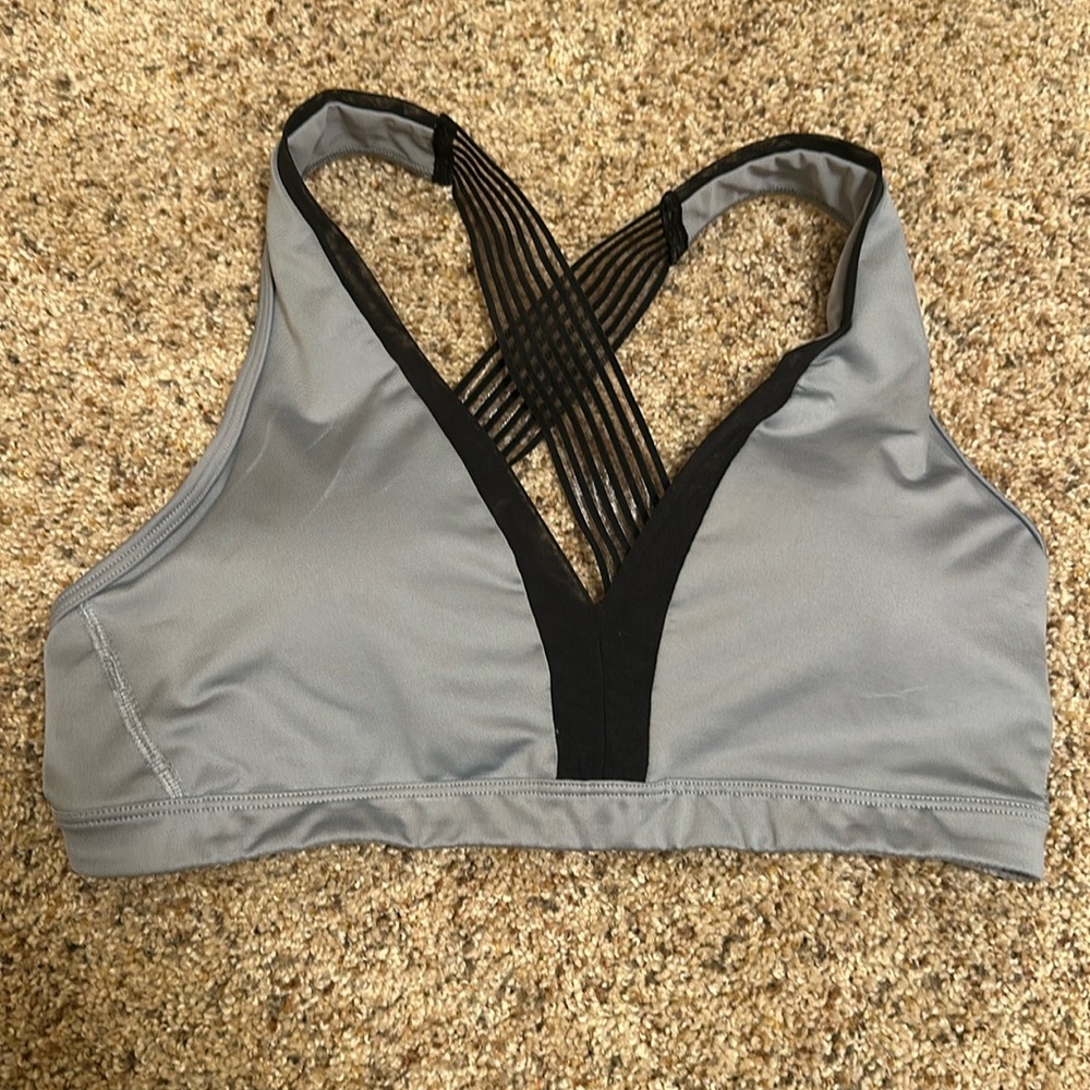 Victoria Sport Bra Size Med